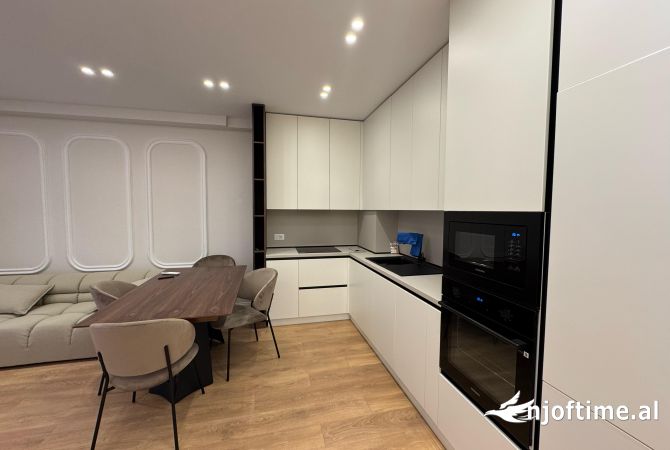 Shtepi me qera Apartament ne Tirane, 1+1, Mobilimi E mobiluar, Pagesa 700  Euro.