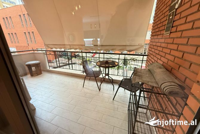 Shtepi me qera Apartament ne Tirane, 1+1, Mobilimi E mobiluar, Pagesa 750  Euro.