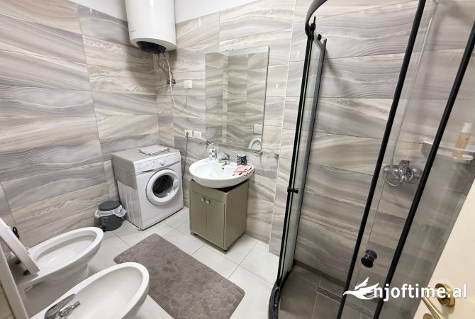 Shtepi me qera Apartament ne Tirane, 1+1, Mobilimi E mobiluar, Pagesa 750  Euro.