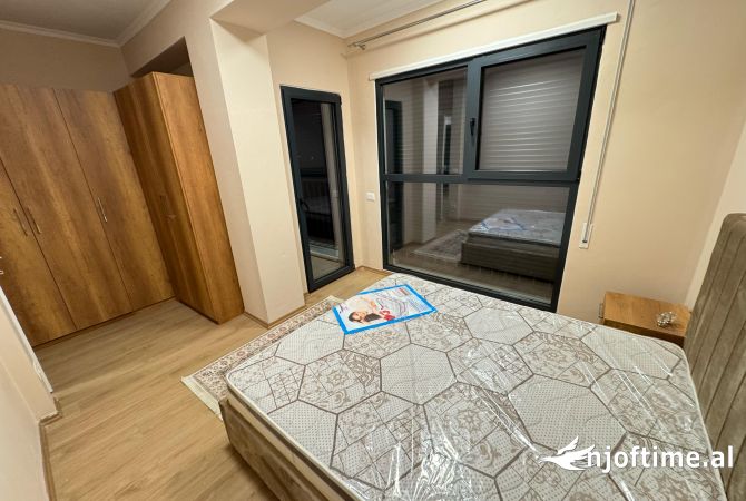 Shtepi me qera Apartament ne Tirane, 1+1, Mobilimi E mobiluar, Pagesa 50,000  Leke.