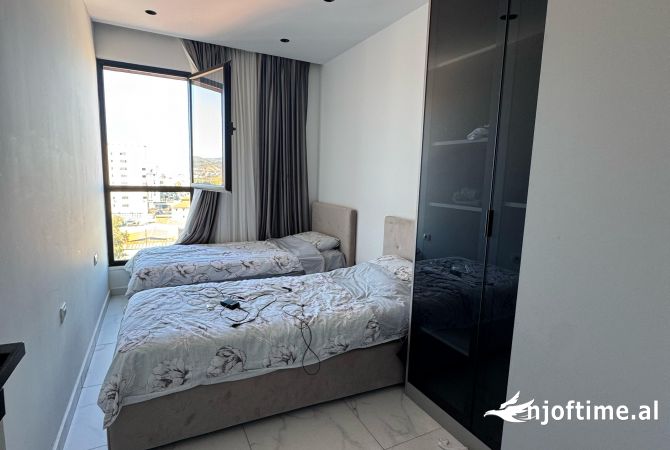 Shtepi me qera Apartament ne Tirane, 2+1, Mobilimi E mobiluar, Pagesa 600  Euro.