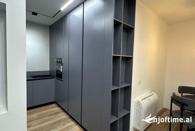 Shtepi me qera Apartament ne Tirane, 2+1, Mobilimi E mobiluar, Pagesa 800  Euro.
