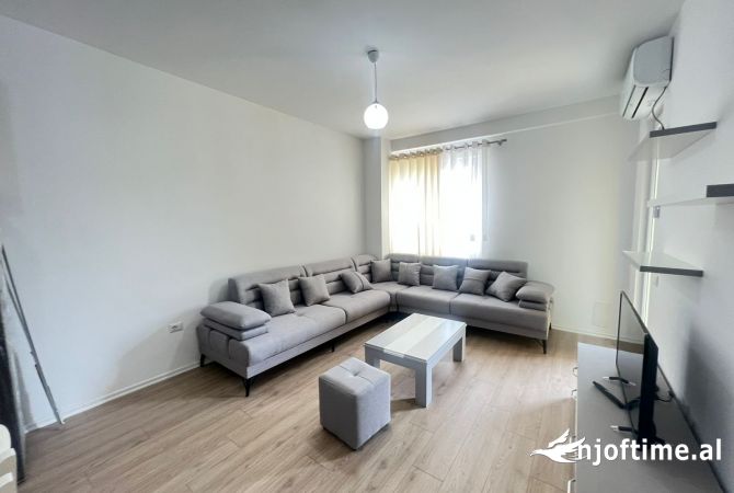 Shtepi me qera 1+1 ne Tirane - 450 Euro