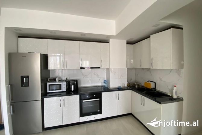 Shtepi me qera Apartament ne Tirane, 2+1, Mobilimi E mobiluar, Pagesa 600  Euro.