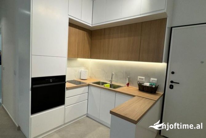 Shtepi me qera Apartament ne Tirane, 2+1, Mobilimi E mobiluar, Pagesa 750  Euro.