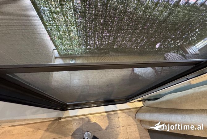 Shtepi ne shitje Apartament ne Tirane, 2+1, Mobilimi E mobiluar, Pagesa 200,000  Euro.