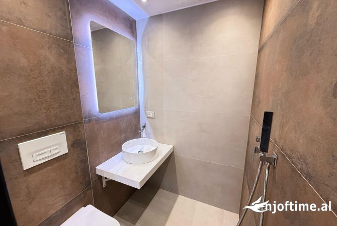 Shtepi ne shitje 1+1 ne Tirane - 195,000 Euro