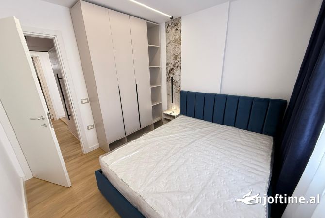 Shtepi ne shitje Apartament ne Tirane, 1+1, Mobilimi E mobiluar, Pagesa 195,000  Euro.