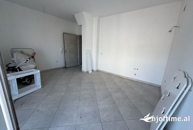 Shtepi me qera 1+1 ne Tirane - 350 Euro