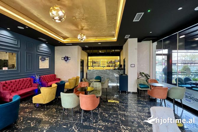 📣 QERA Bar-Kafe 📍 Kompleksi Kontakt ✨   🏢 Ndertim i Ri  🪜 Kati 0  📐80.000 leke te reja 