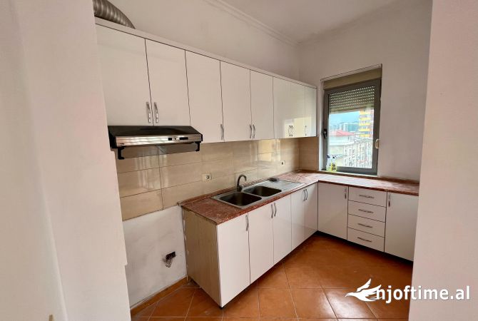 Casa in affitto 2+1 a Tirana - 35,000 Leke