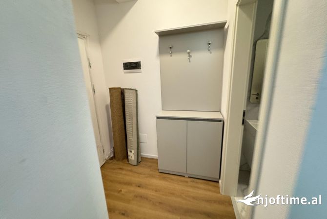 Shtepi me qera Apartament ne Tirane, 1+1, Mobilimi E mobiluar, Pagesa 40,000  Leke.