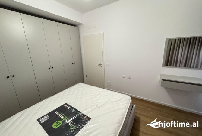 Shtepi me qera Apartament ne Tirane, 1+1, Mobilimi E mobiluar, Pagesa 40,000  Leke.