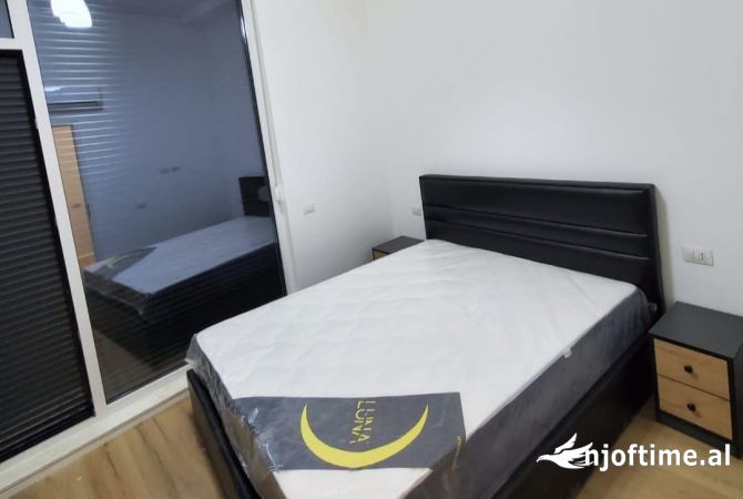 Shtepi me qera Apartament ne Tirane, 1+1, Mobilimi E mobiluar, Pagesa 500  Euro.
