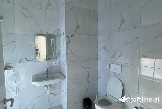 Shtepi ne shitje 1+1 ne Tirane - 106,000 Euro