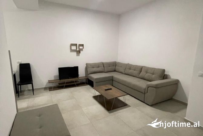 Shtepi ne shitje 1+1 ne Tirane - 106,000 Euro