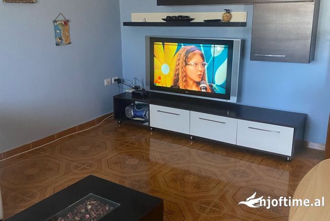 Shtepi me qera Apartament ne Tirane, 1+1, Mobilimi E mobiluar, Pagesa 400  Euro.