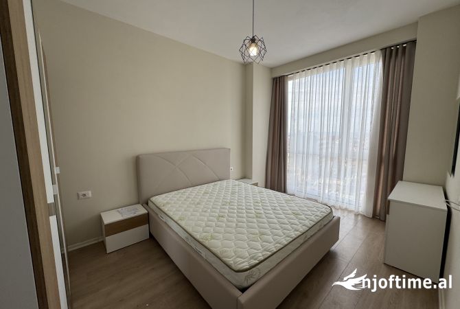 Shtepi me qera Apartament ne Tirane, 1+1, Mobilimi E mobiluar, Pagesa 500  Euro.