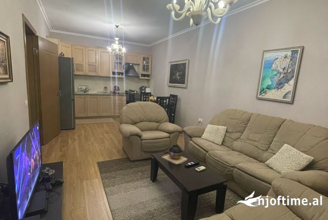 Casa in affitto 2+1 a Tirana - 450 Euro