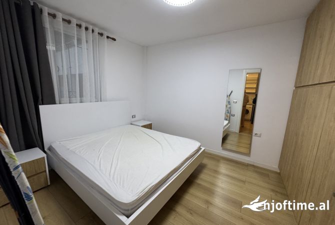 Shtepi me qera Apartament ne Tirane, 1+1, Mobilimi E mobiluar, Pagesa 400  Euro.