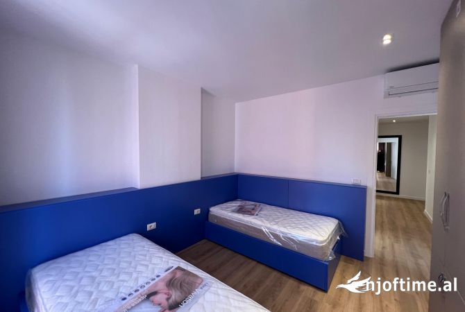 Shtepi me qera Apartament ne Tirane, 2+1, Mobilimi E mobiluar, Pagesa 800  Euro.