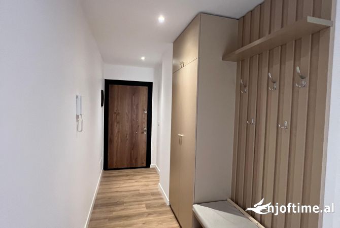 Shtepi me qera Apartament ne Tirane, 2+1, Mobilimi E mobiluar, Pagesa 800  Euro.