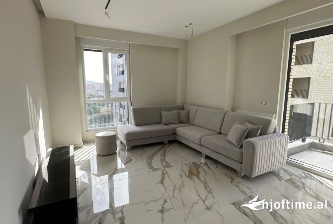 Shtepi me qera Apartament ne Tirane, 1+1, Mobilimi E mobiluar, Pagesa 550  Euro.