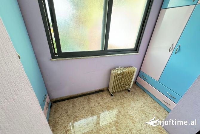 Shtepi me qera Apartament ne Tirane, 2+1, Mobilimi E mobiluar, Pagesa 50,000  Leke.