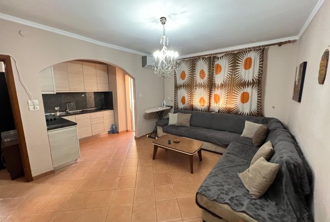 Shtepi me qera 1+1 ne Tirane - 350 Euro