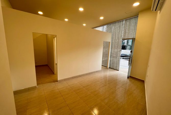 Ambient biznesi me qera 3+1 ne Tirane - 600 Euro