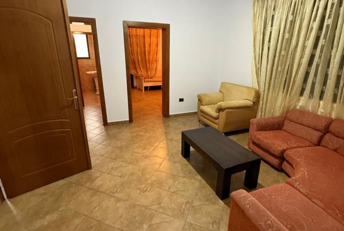 Shtepi me qera 2+1 ne Tirane - 400 Euro