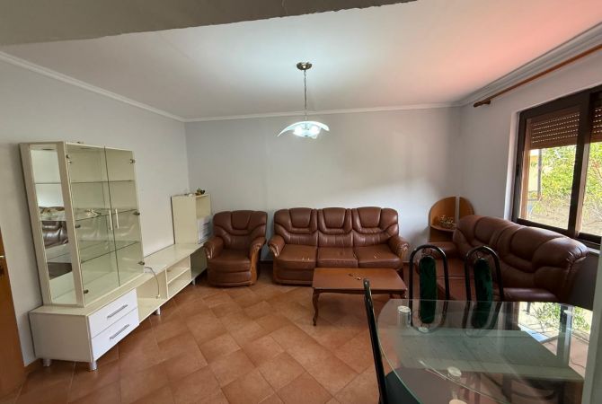 Shtepi ne shitje 2+1 ne Tirane - 115,000 Euro
