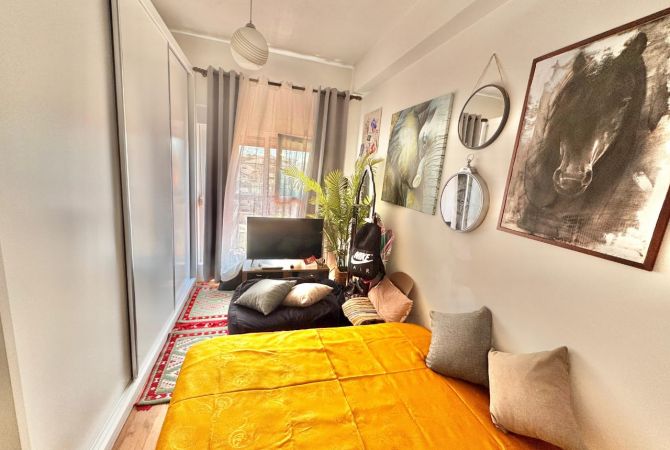 Shtepi ne shitje Apartament ne Tirane, 2+1, Mobilimi E mobiluar, Pagesa 130,000  Euro.