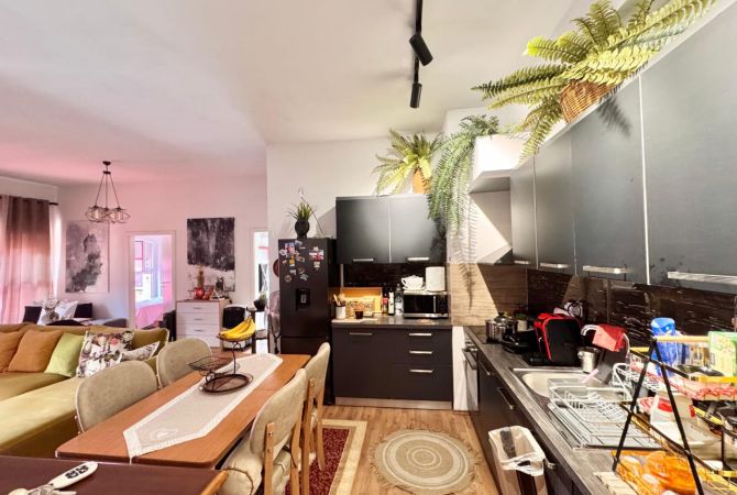 Shtepi ne shitje 2+1 ne Tirane - 130,000 Euro