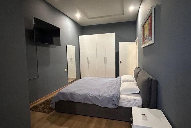 Shtepi me qera 1+1 ne Tirane - 650 Euro