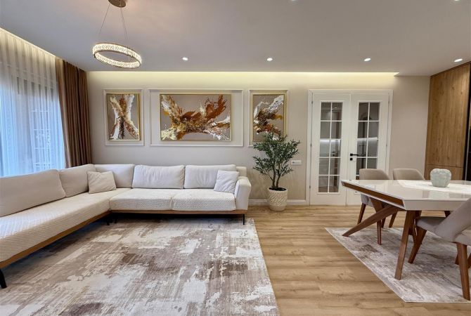 Shtepi ne shitje Apartament ne Tirane, 2+1, Mobilimi E mobiluar, Pagesa 253,000  Euro.