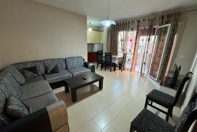 Shtepi me qera 2+1 ne Tirane - 500 Euro