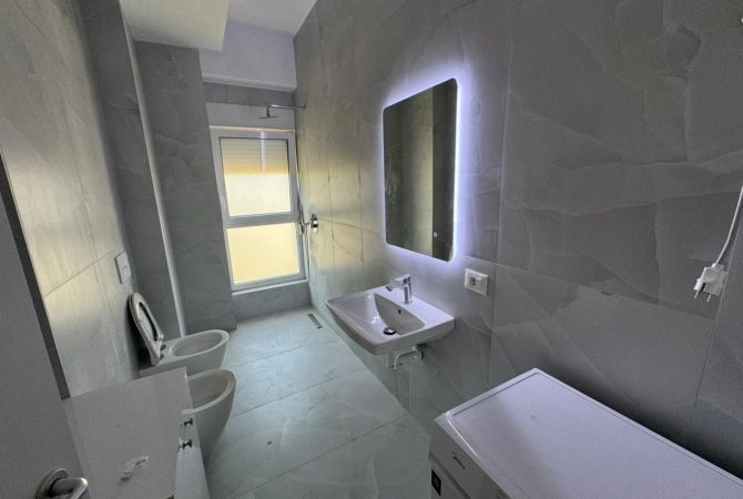 Shtepi me qera Apartament ne Tirane, 2+1, Mobilimi E mobiluar, Pagesa 600  Euro.