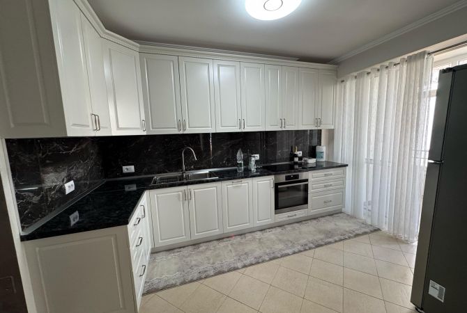 Casa in affitto 2+1 a Tirana - 1,000 Euro