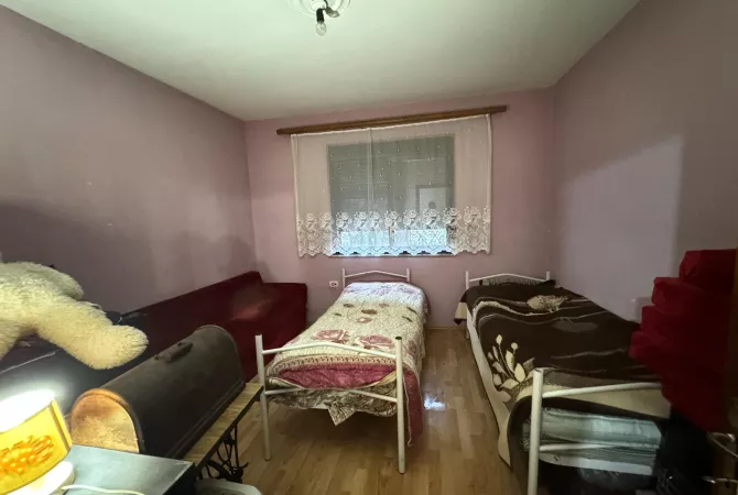 Shtepi ne shitje 2+1 ne Tirane - 175,000 Euro