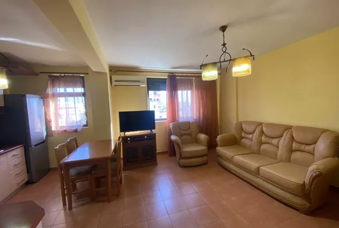 Shtepi me qera 1+1 ne Tirane - 550 Euro