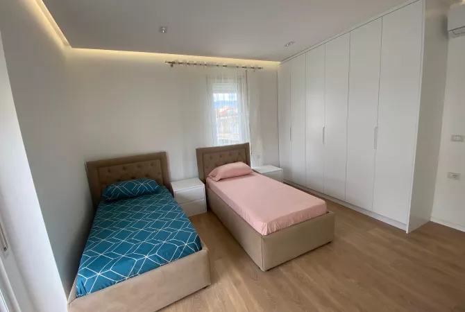 Shtepi me qera 2+1 ne Tirane - 500 Euro