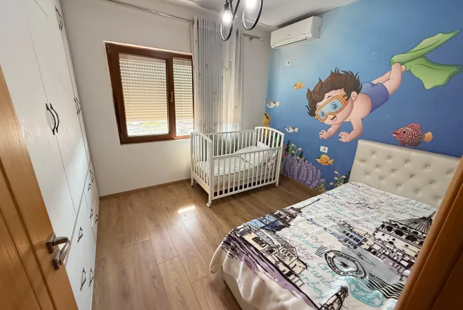 Shtepi me qera Apartament ne Tirane, 2+1, Mobilimi E mobiluar, Pagesa 600  Euro.