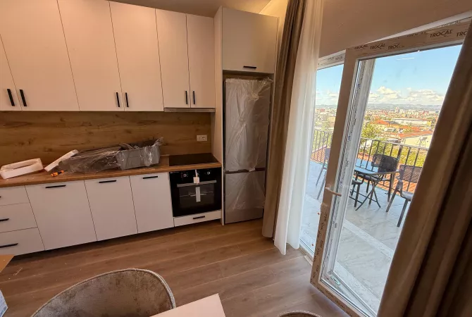 Shtepi ne shitje Apartament ne Tirane, 2+1, Mobilimi E mobiluar, Pagesa 125,000  Euro.