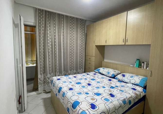 Shtepi ne shitje Apartament ne Tirane, 1+1, Mobilimi E mobiluar, Pagesa 95,000  Euro.