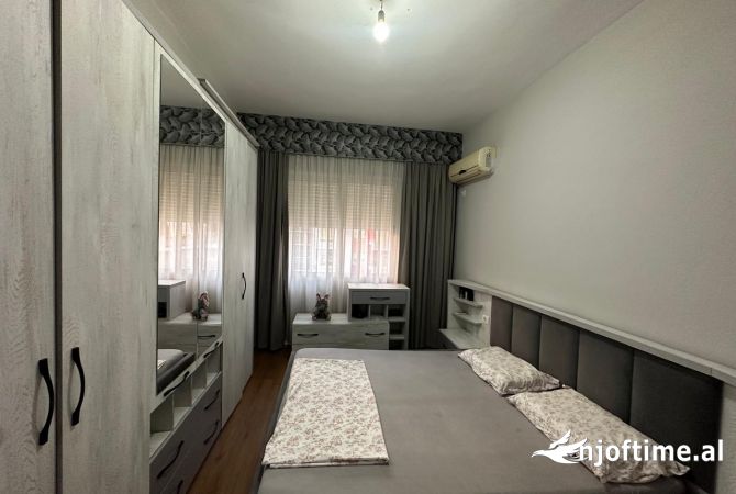 Shtepi ne shitje 1+1 ne Tirane - 120,000 Euro