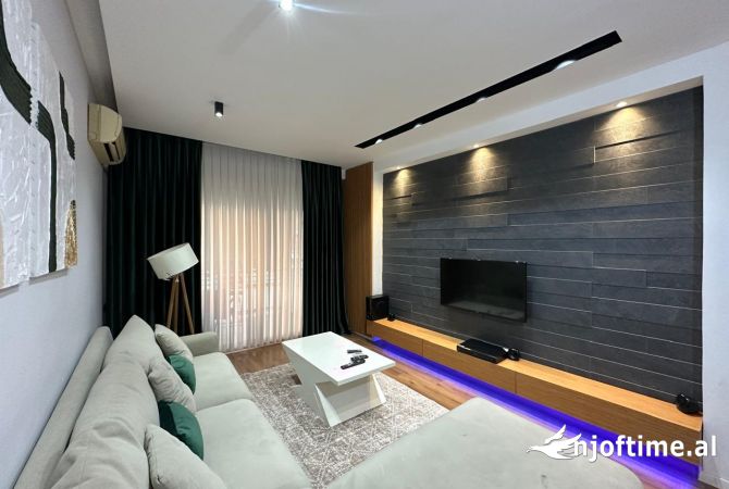 Shtepi ne shitje Apartament ne Tirane, 1+1, Mobilimi E mobiluar, Pagesa 120,000  Euro.