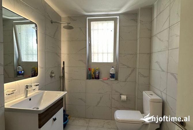 Shtepi ne shitje 3+1 ne Tirane - 285,000 Euro