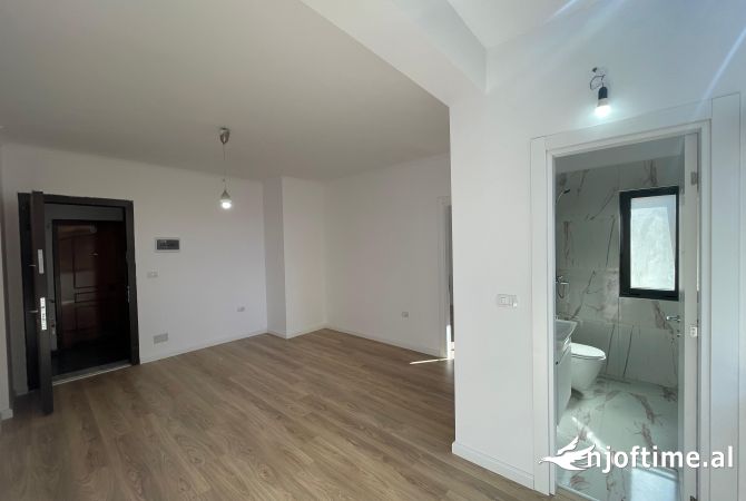 Shtepi ne shitje 1+1 ne Tirane - 112,000 Euro