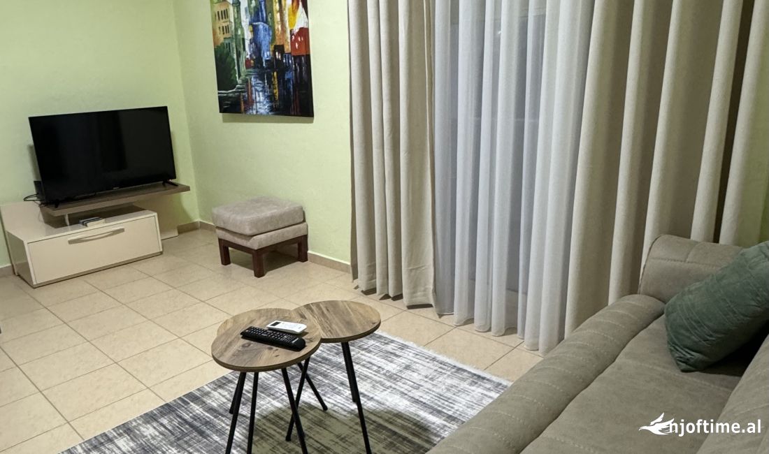 Shtepi me qera Apartament ne Tirane, 1+1, Mobilimi E mobiluar, Pagesa 55,000  Leke.